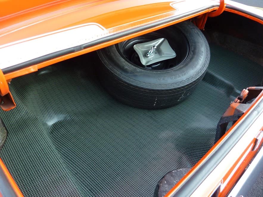 evidence of repainted panels automotive