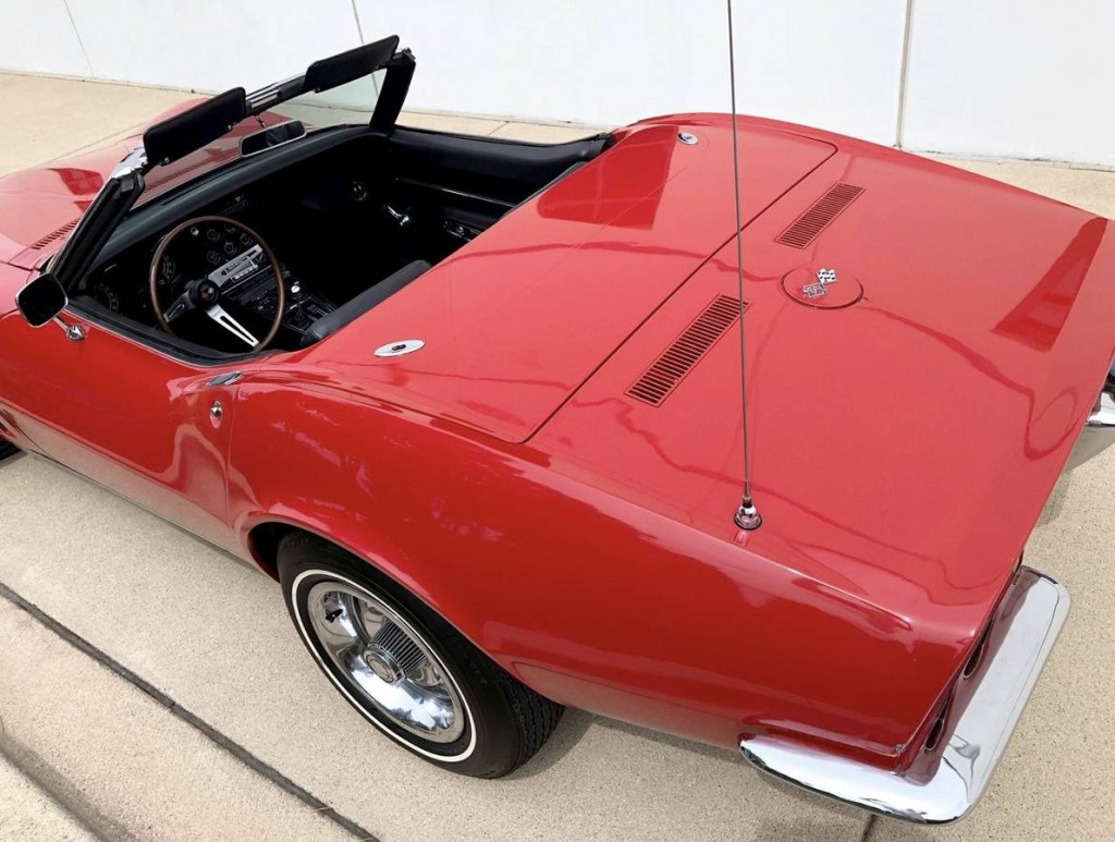 1968 Chevrolet Corvette convertible for sale 3
