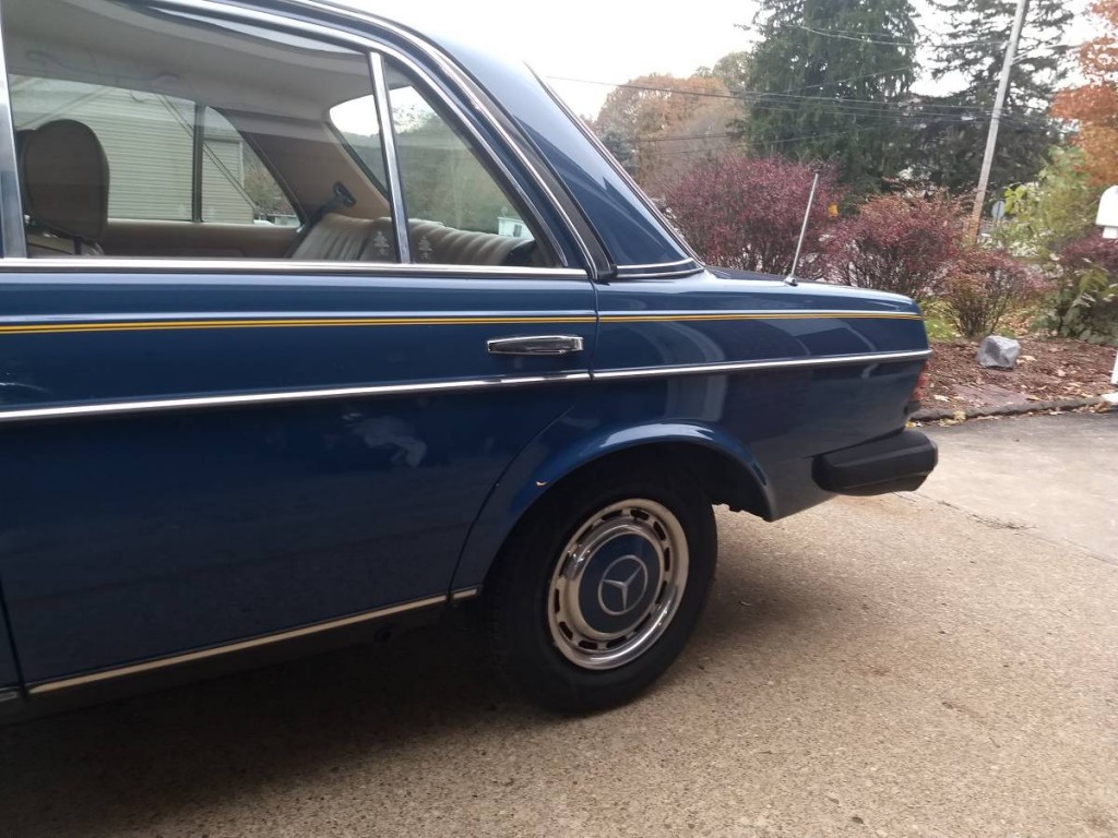 1980 Mercedes Benz 240D for sale 5