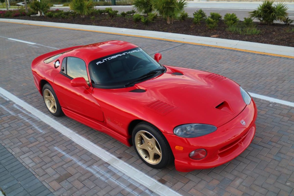 1997 Dodge viper sparkle gold for sale 1