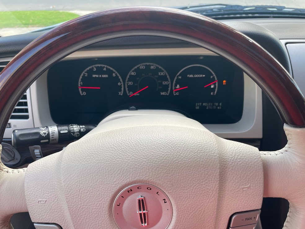 2003 lincoln aviator low mileage captains chairs for sale classifieds interior steering wheel interior gauges