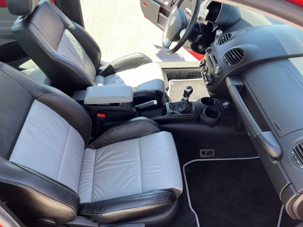 2003 vw new beetle turbo s coupe 6spd manual red low mileage for sale classifieds interior 
